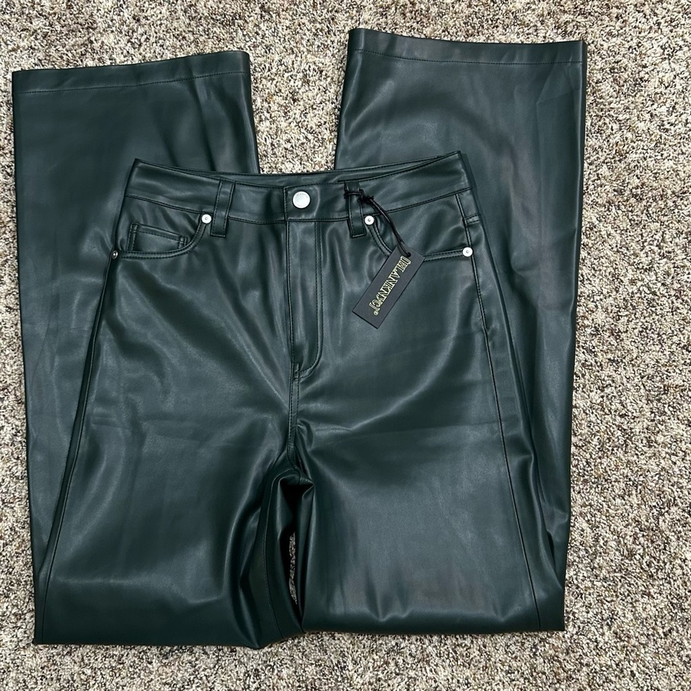 Blank NYC Forest Green Faux Leather Pants Size 26. NWT - Picture 2 of 9